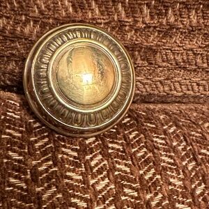 VINTAGE BRASS KNOB BY SARGENT WITH EGG AND DART DESIGN